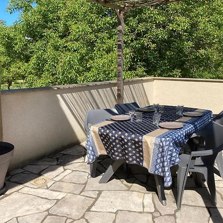 Gite Les Cles Des Champs Cote Jardin Lacave  Екстериор снимка