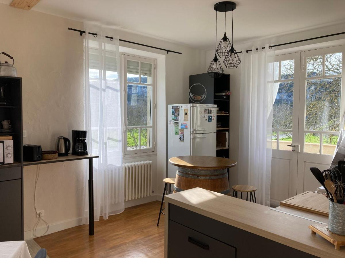 Gite Les Cles Des Champs Cote Jardin Lacave  Екстериор снимка